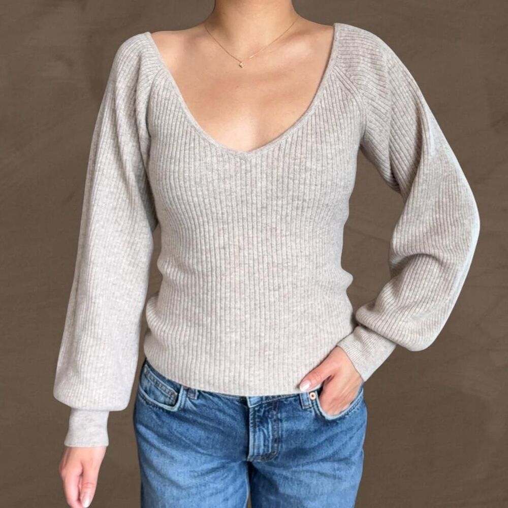 Reformation Oat Cashmere sweater Hart blouson sleeve size small